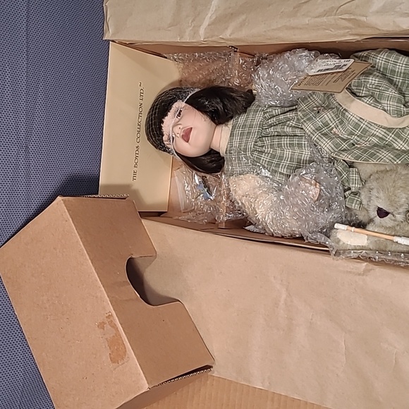 Boyds Collection Yesterdays' Child Molly & Cricket Winged Friends Doll 4924 - Picture 10 of 14